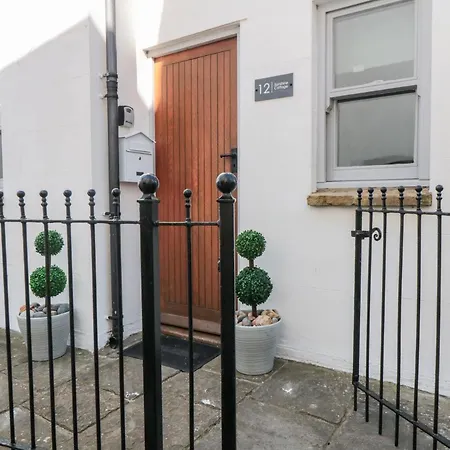 Sunshine Holiday home